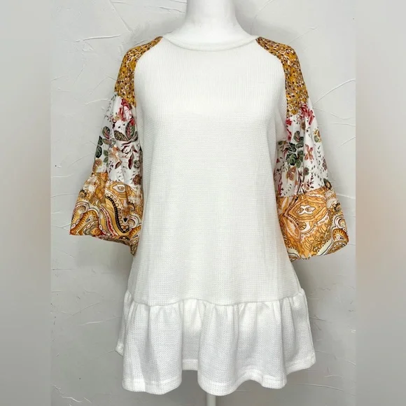 Cupshe Bell Sleeve Waffle Knot Top - Picture 3 of 7